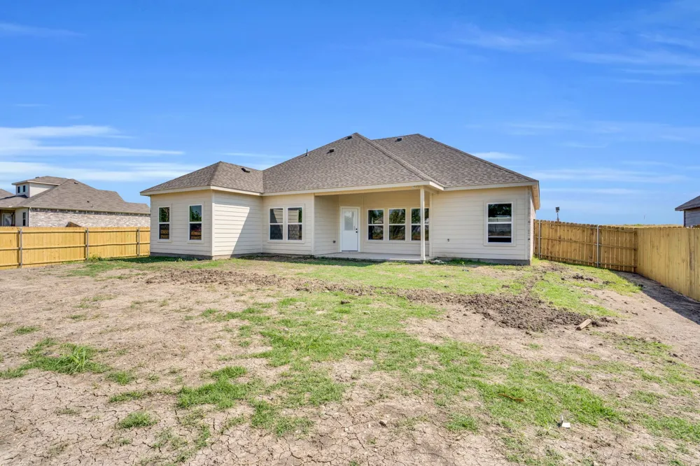 530 E Lamar Street Palmer, TX 75152
