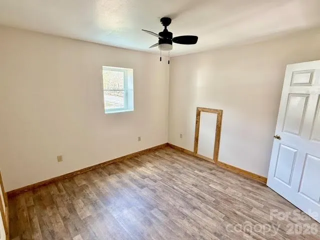 6367 NC 261 Highway Bakersville, NC 28705