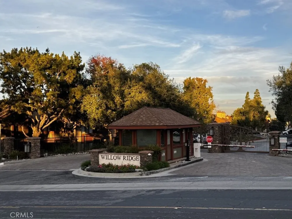 2504 E Willow #107 Signal Hill, CA 90755