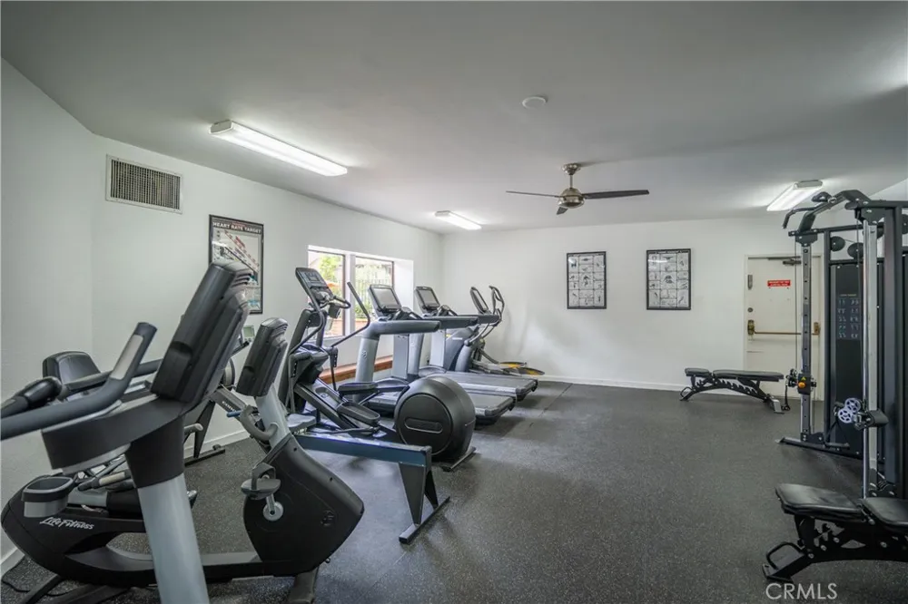2504 E Willow #107 Signal Hill, CA 90755