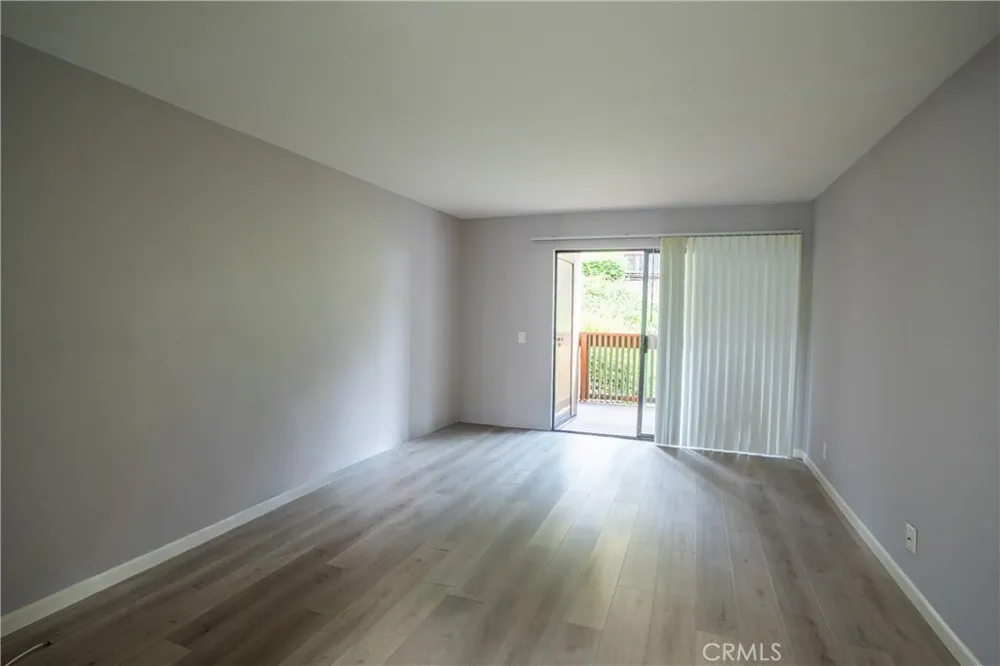 2504 E Willow #107 Signal Hill, CA 90755