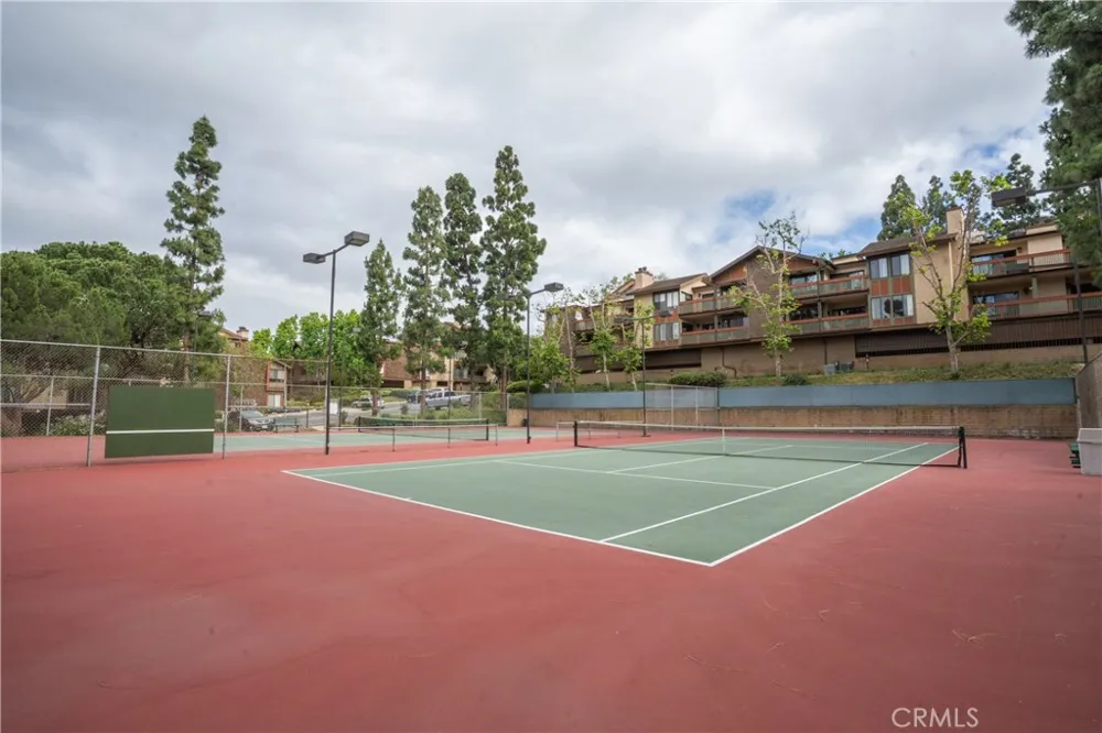 2504 E Willow #107 Signal Hill, CA 90755