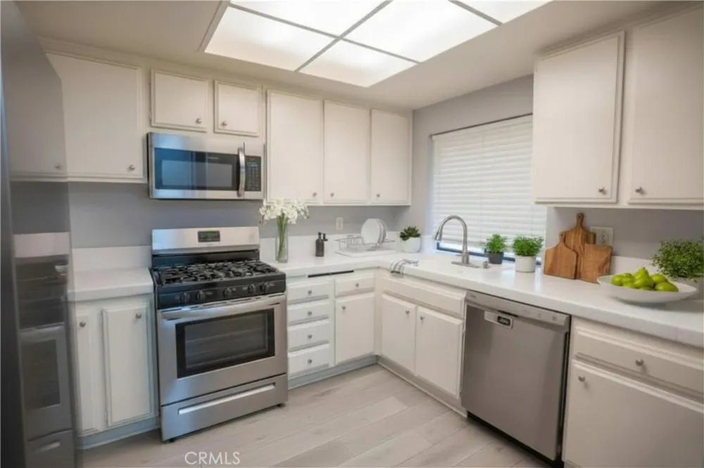 2504 E Willow #107 Signal Hill, CA 90755