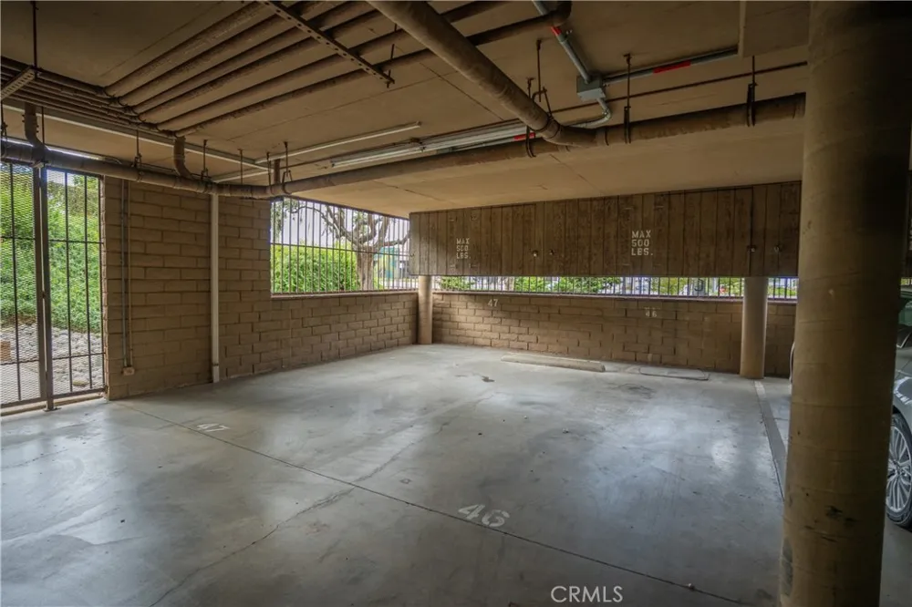 2504 E Willow #107 Signal Hill, CA 90755