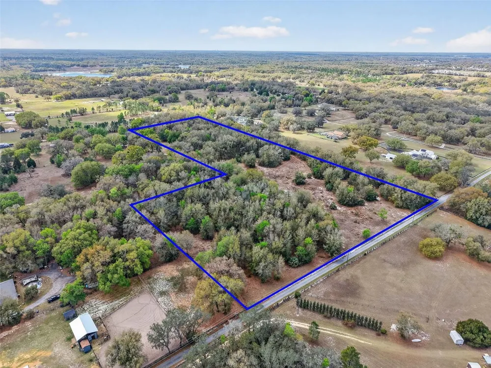 3800 DOUBLE D CIRCLE R Lady Lake, FL 32159