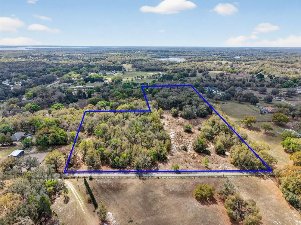 3800 DOUBLE D CIRCLE R Lady Lake, FL 32159