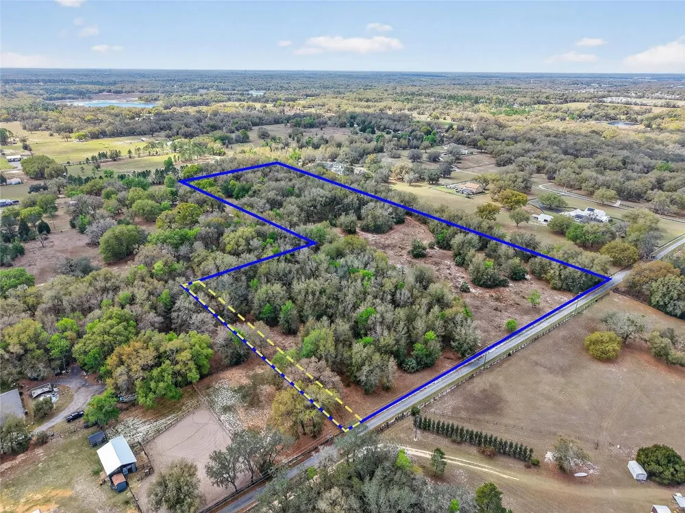3800 DOUBLE D CIRCLE R Lady Lake, FL 32159
