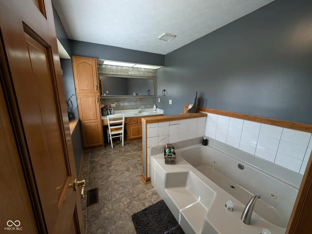 645 Parkeway Drive Rockville, IN 47872