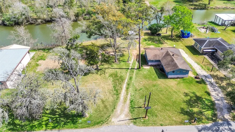 3315 Saint Anne Street Liverpool, TX 77577