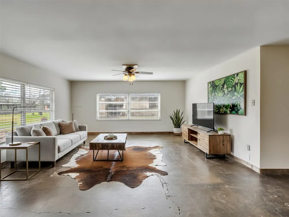 3315 Saint Anne Street Liverpool, TX 77577
