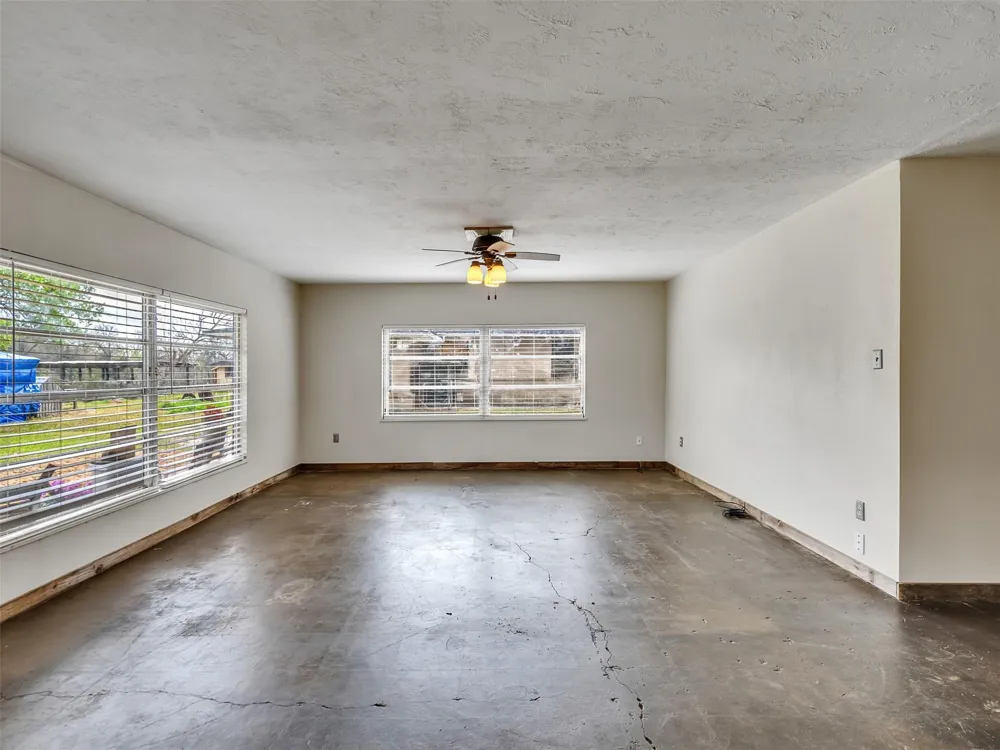 3315 Saint Anne Street Liverpool, TX 77577
