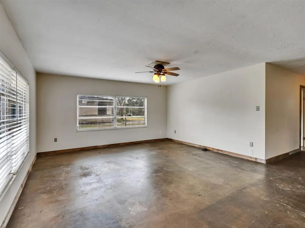 3315 Saint Anne Street Liverpool, TX 77577