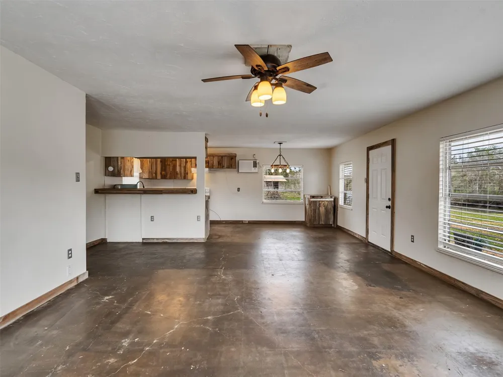 3315 Saint Anne Street Liverpool, TX 77577