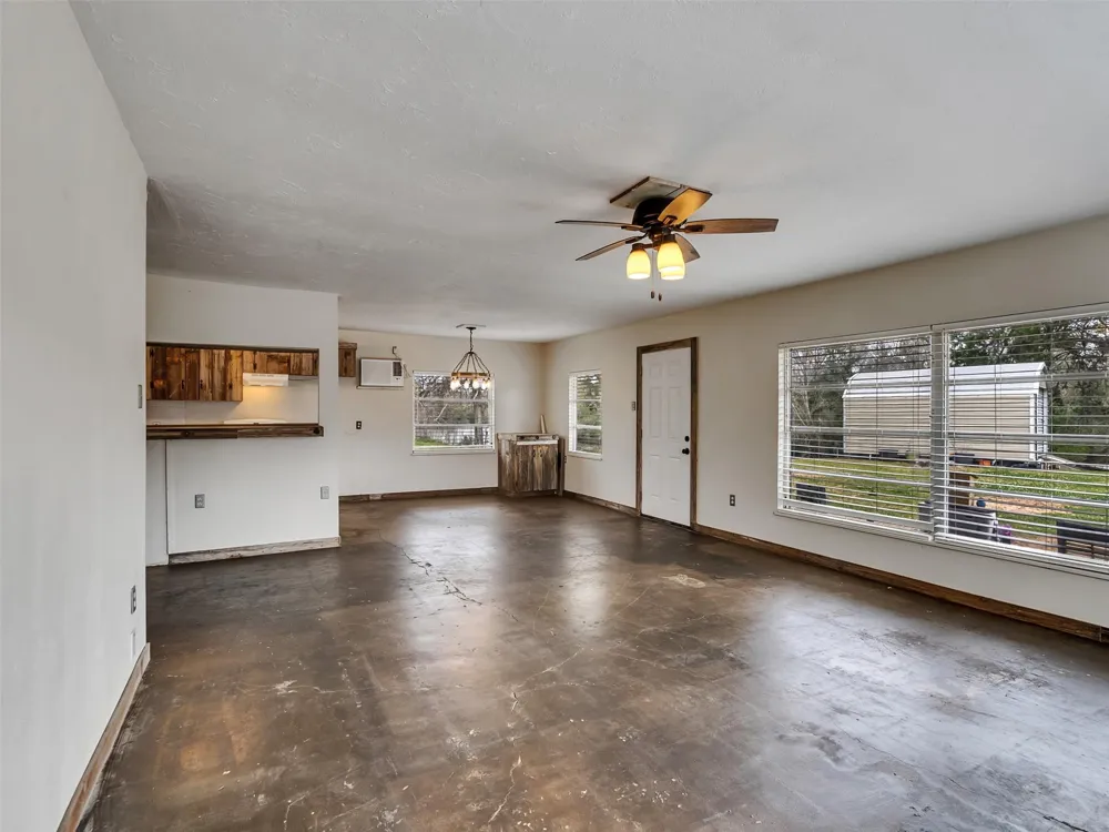 3315 Saint Anne Street Liverpool, TX 77577