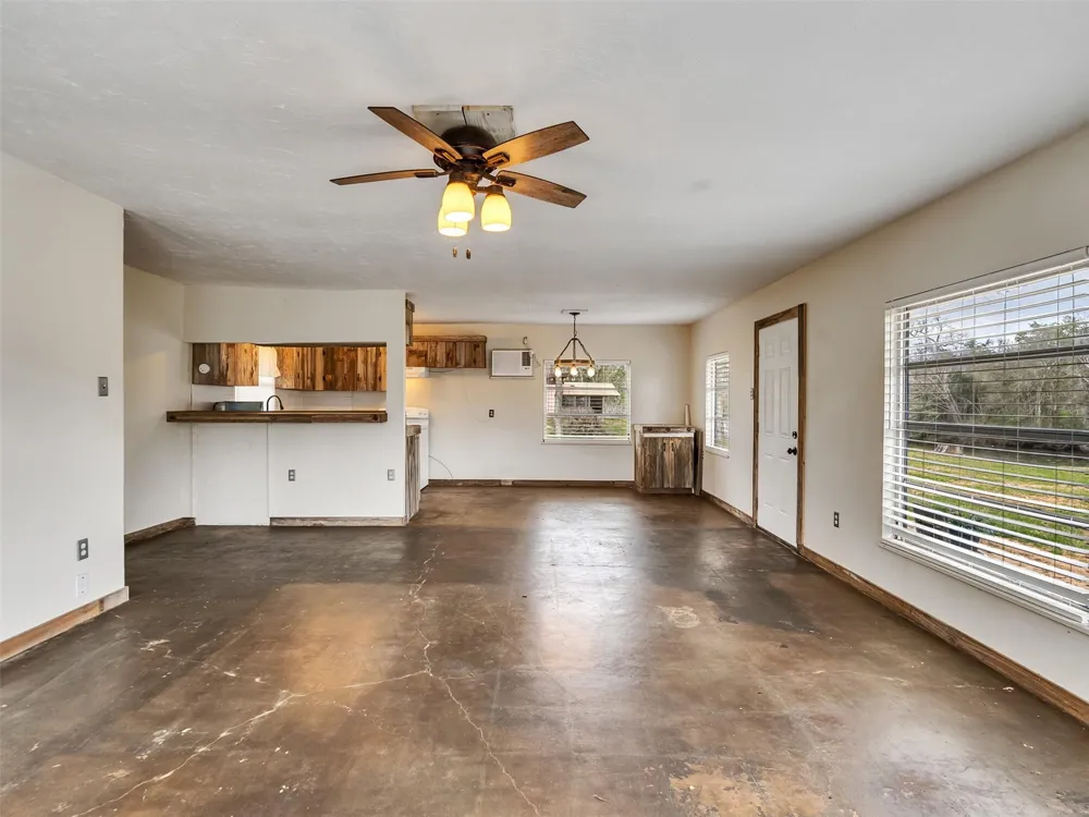 3315 Saint Anne Street Liverpool, TX 77577