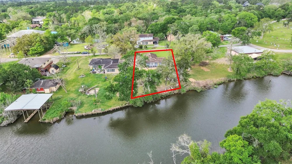 3315 Saint Anne Street Liverpool, TX 77577
