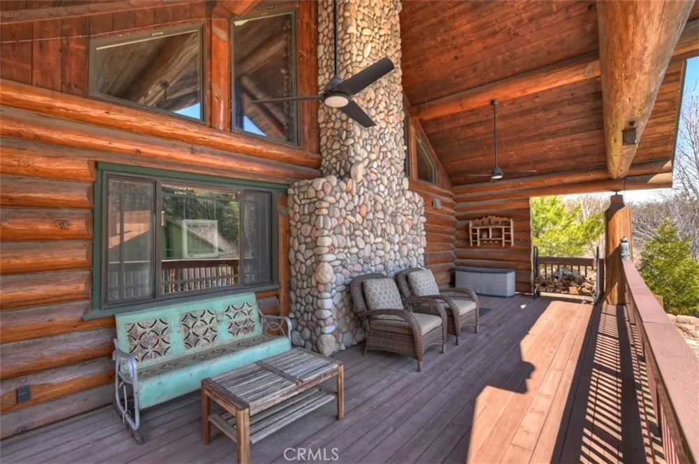 29632 Hook Creek Road Cedar Glen, CA 92321