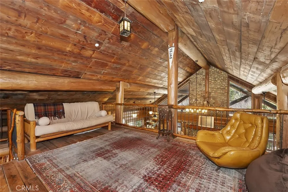 29632 Hook Creek Road Cedar Glen, CA 92321