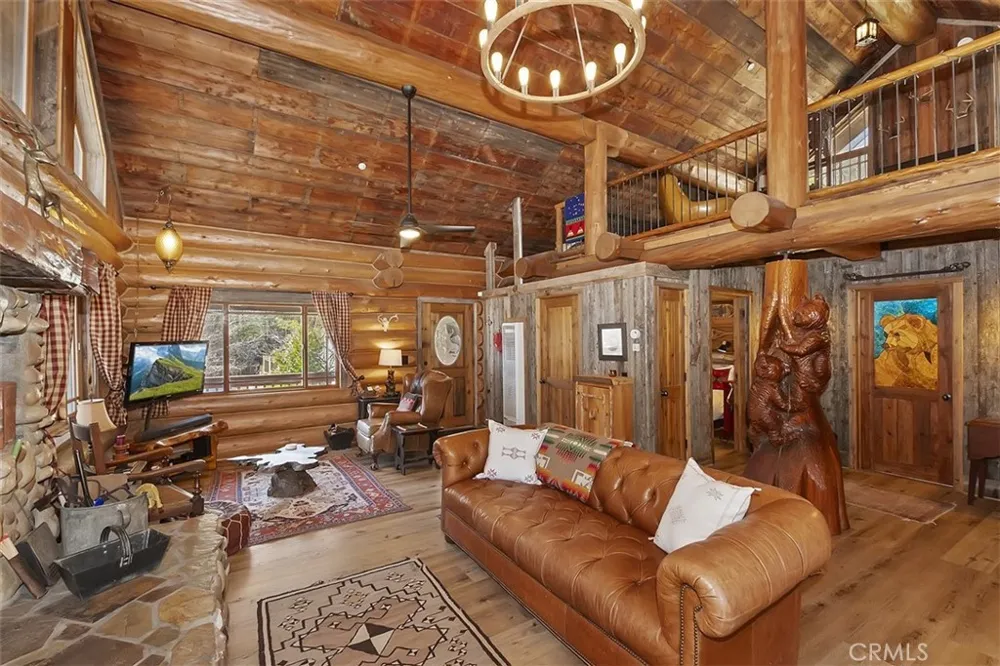 29632 Hook Creek Road Cedar Glen, CA 92321