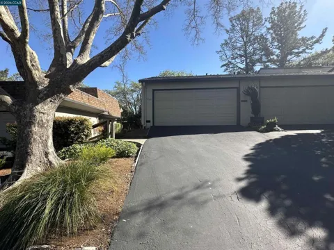 1827 Holland Dr