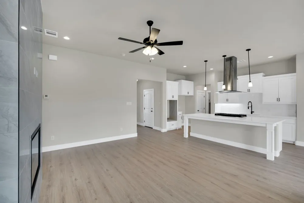 340 E Marshall Court Palmer, TX 75152