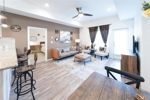1207 Grand West Boulevard #1B