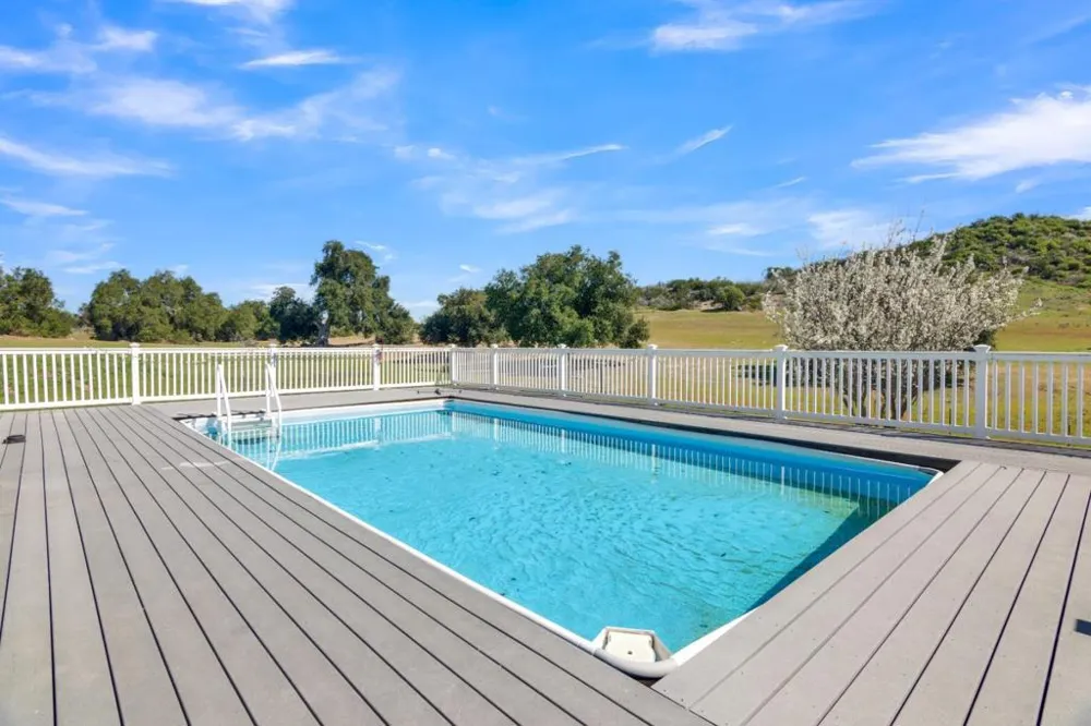53330 Smith Road Bradley, CA 93426