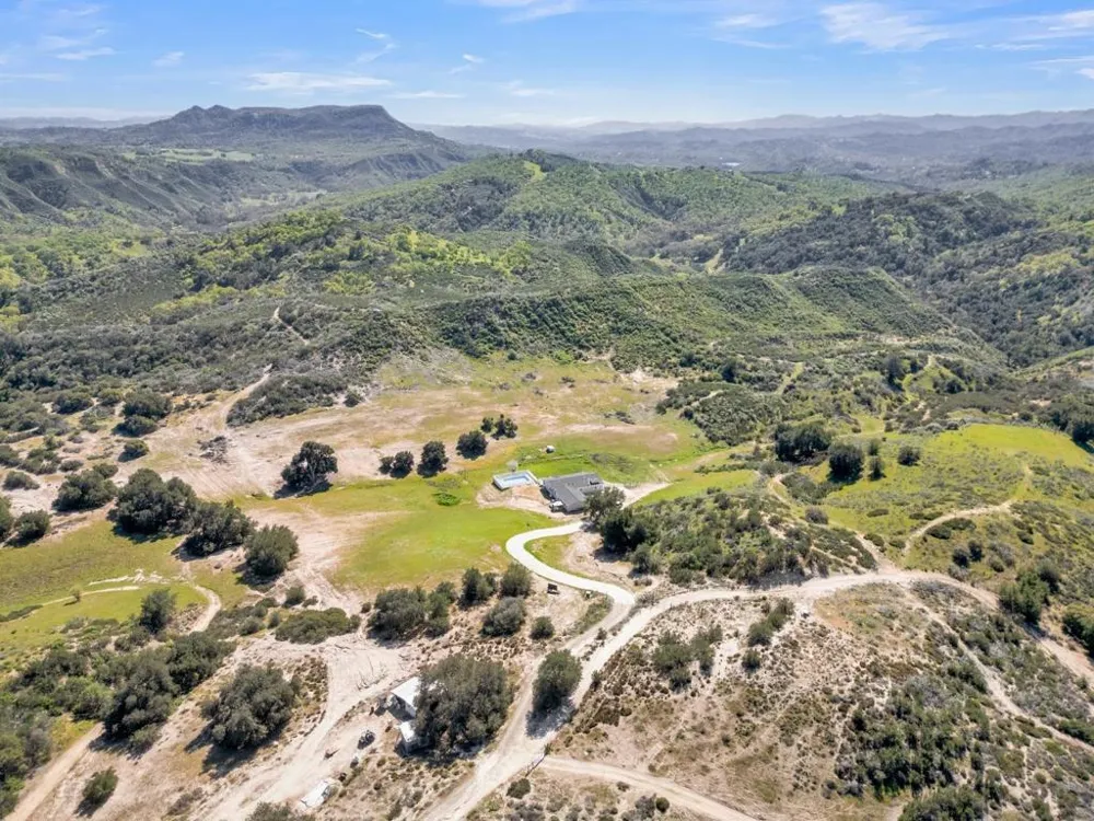 53330 Smith Road Bradley, CA 93426