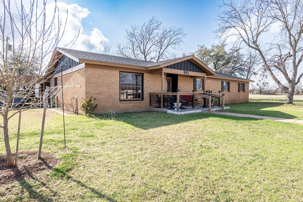 801 Westridge Circle Breckenridge, TX 76424