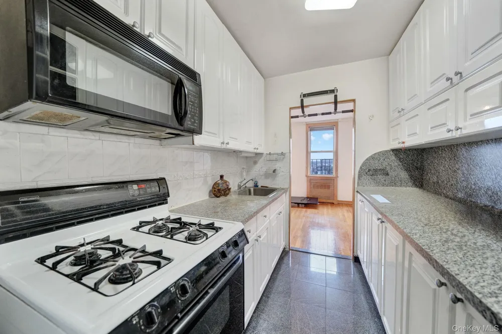 735 Avenue W #6M Brooklyn, NY 11223