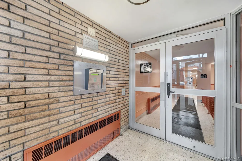 735 Avenue W #6M Brooklyn, NY 11223