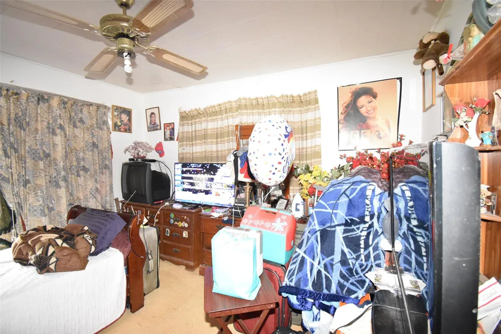 1909 Avenue C Bay City, TX 77414