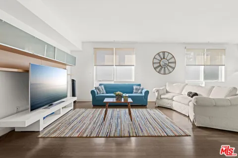 1234 Wilshire Boulevard #213