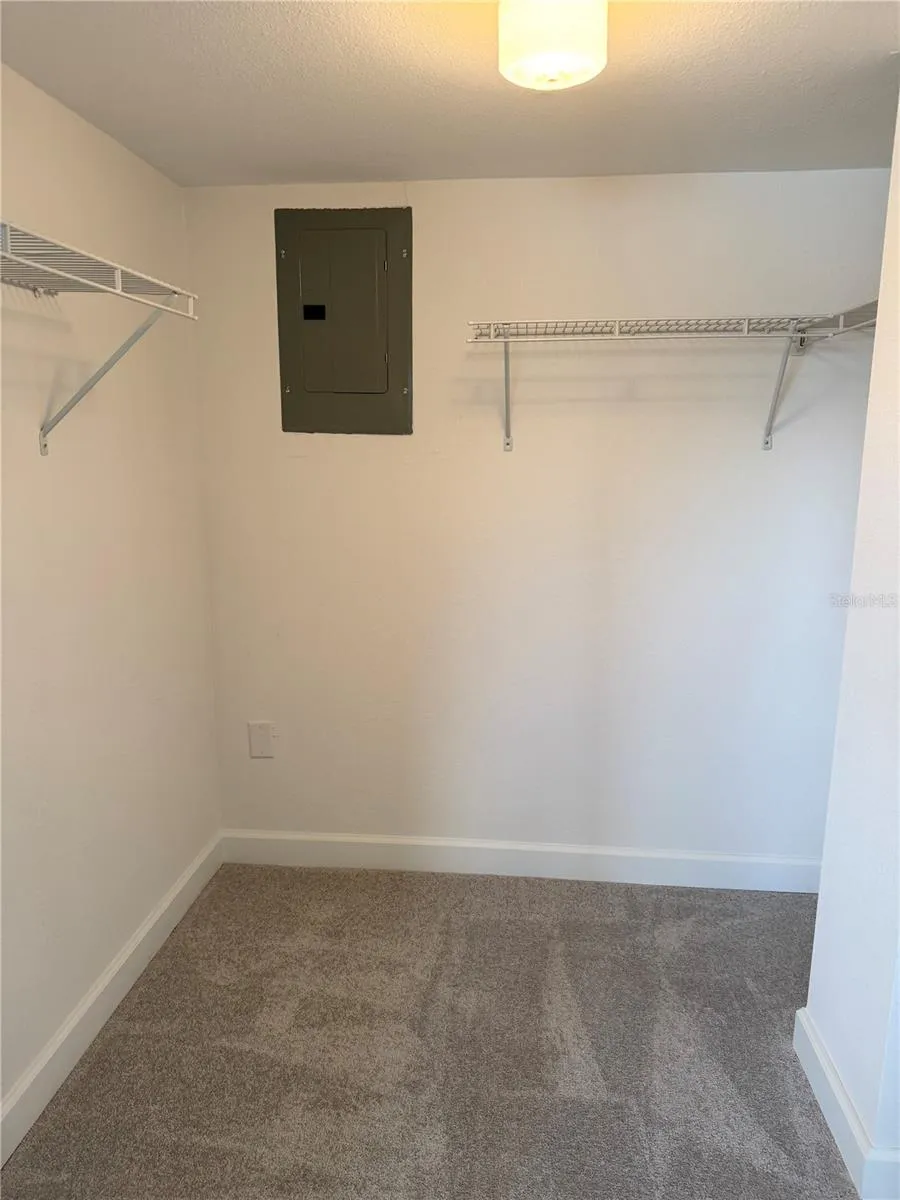 7425 BAY ISLAND DRIVE S #103 South Pasadena, FL 33707