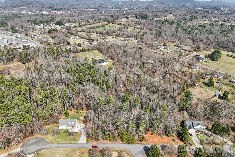 1046 Julius Court Lenoir, NC 28645