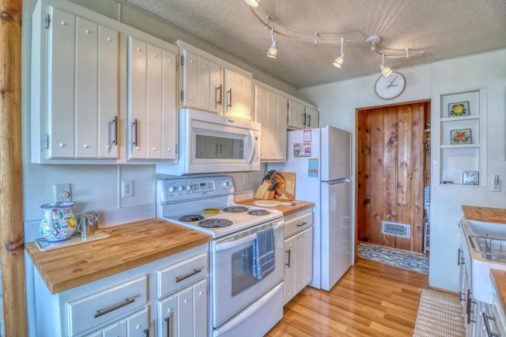 51256 County Highway 9 Pelican Rapids, MN 56572