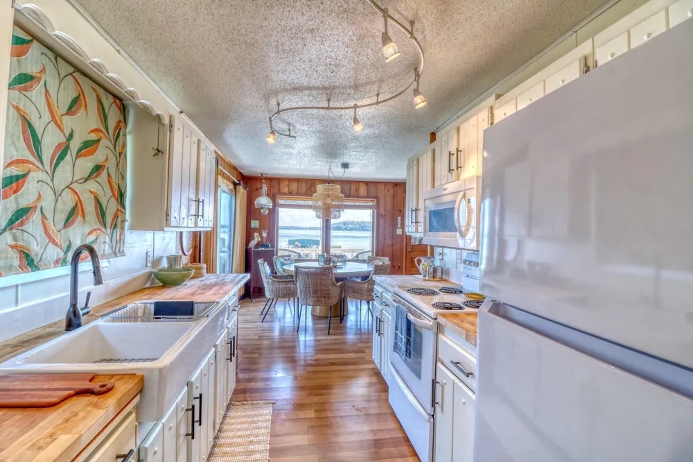 51256 County Highway 9 Pelican Rapids, MN 56572