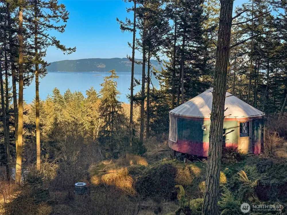 1407 Obstruction Pass Road Orcas Island, WA 98245