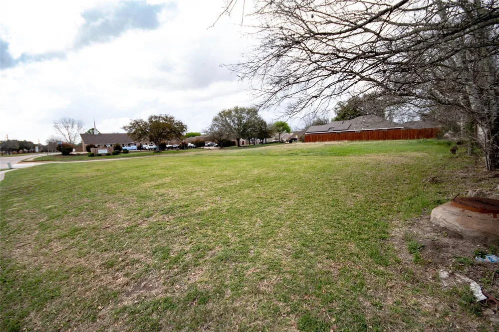 Hollyridge Drive Missouri City, TX 77489