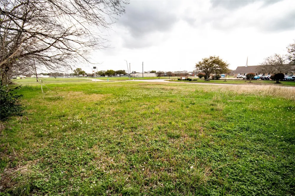 Hollyridge Drive Missouri City, TX 77489