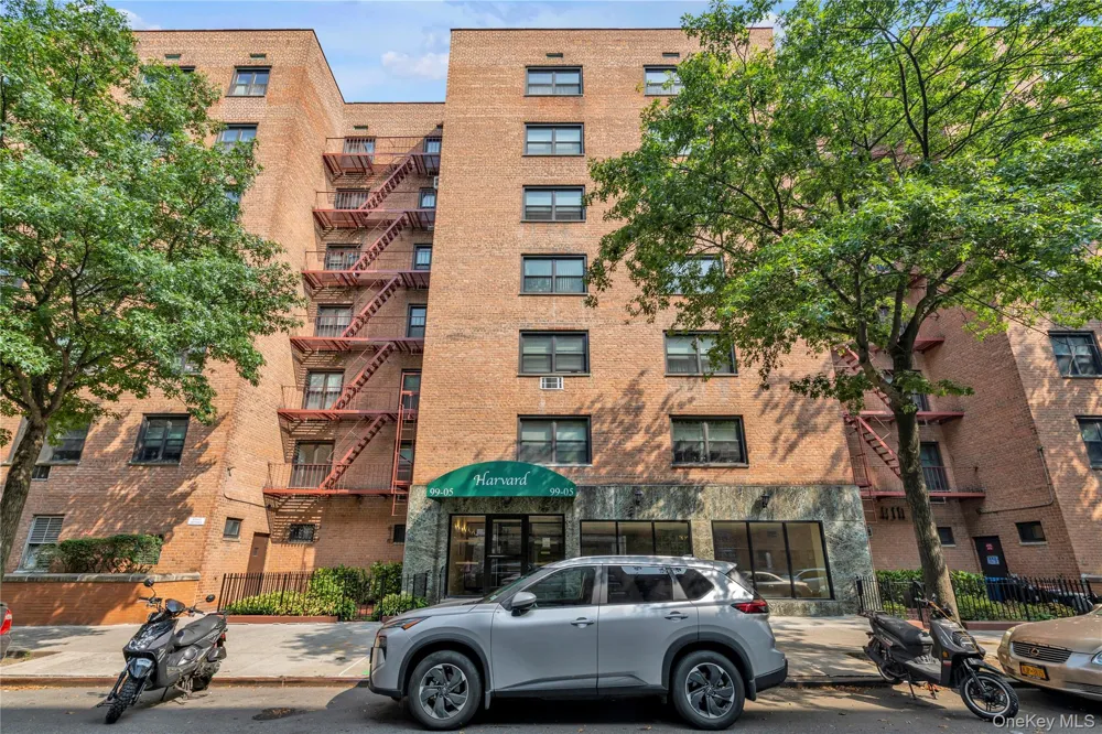 99-05 59 Ave Ave #6B Corona, NY 11368