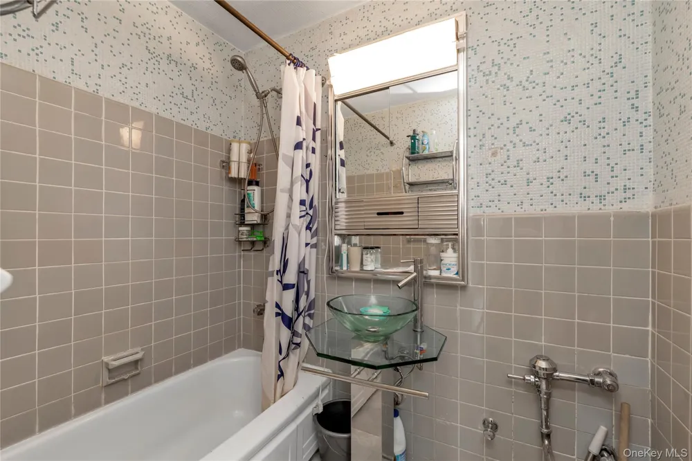 99-05 59 Ave Ave #6B Corona, NY 11368