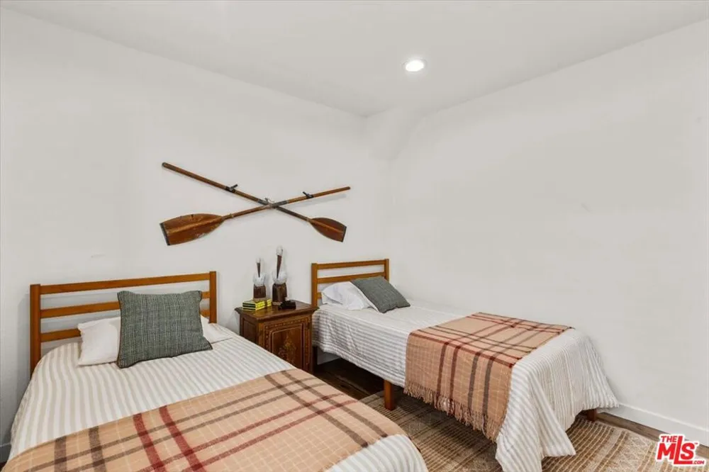5152 Hartwick Street Los Angeles, CA 90041