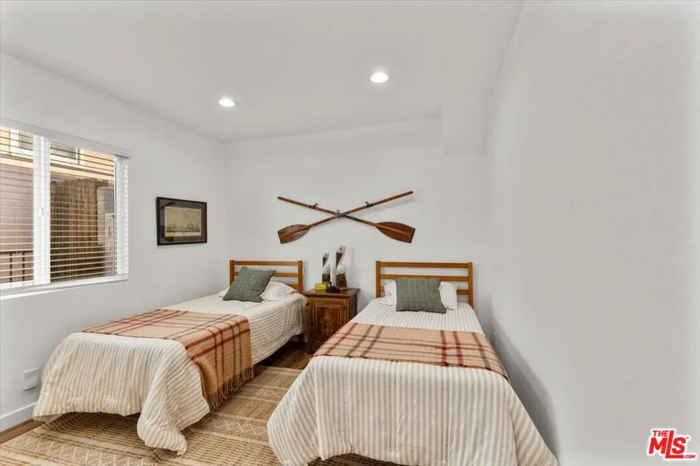 5152 Hartwick Street Los Angeles, CA 90041