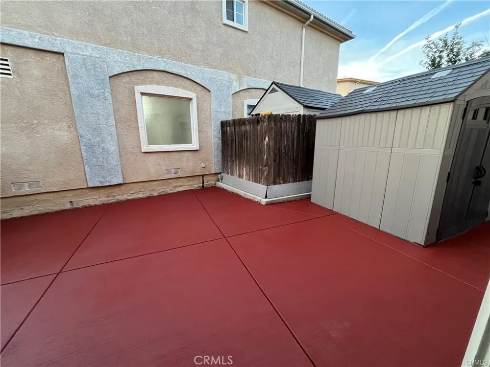13775 Glenoaks #8 Sylmar, CA 91342