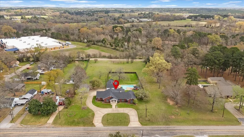 1609 Old Nacogdoches Road Henderson, TX 75654
