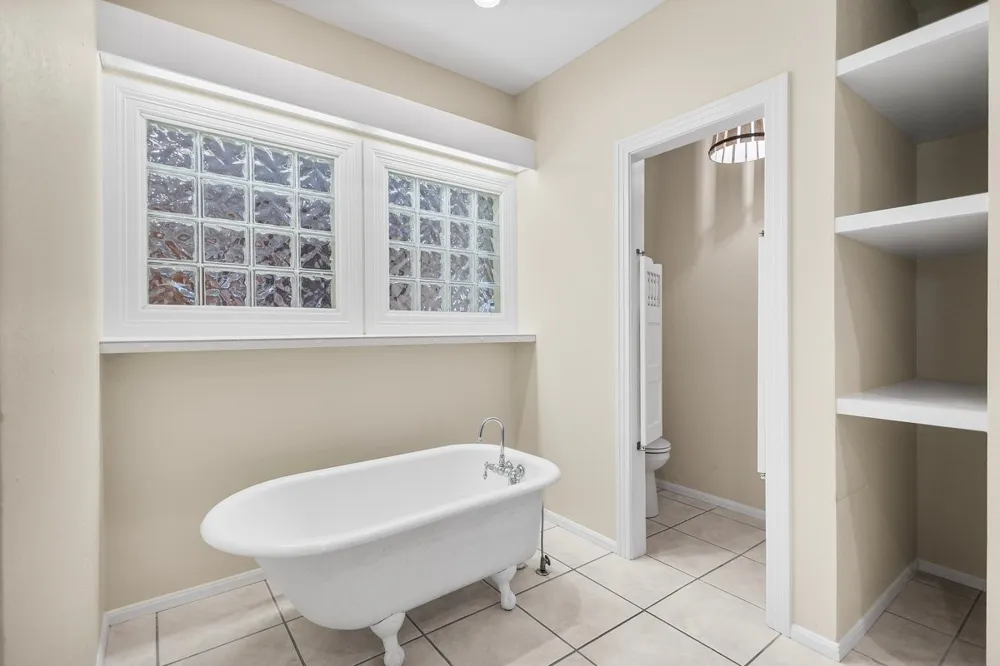 1609 Old Nacogdoches Road Henderson, TX 75654
