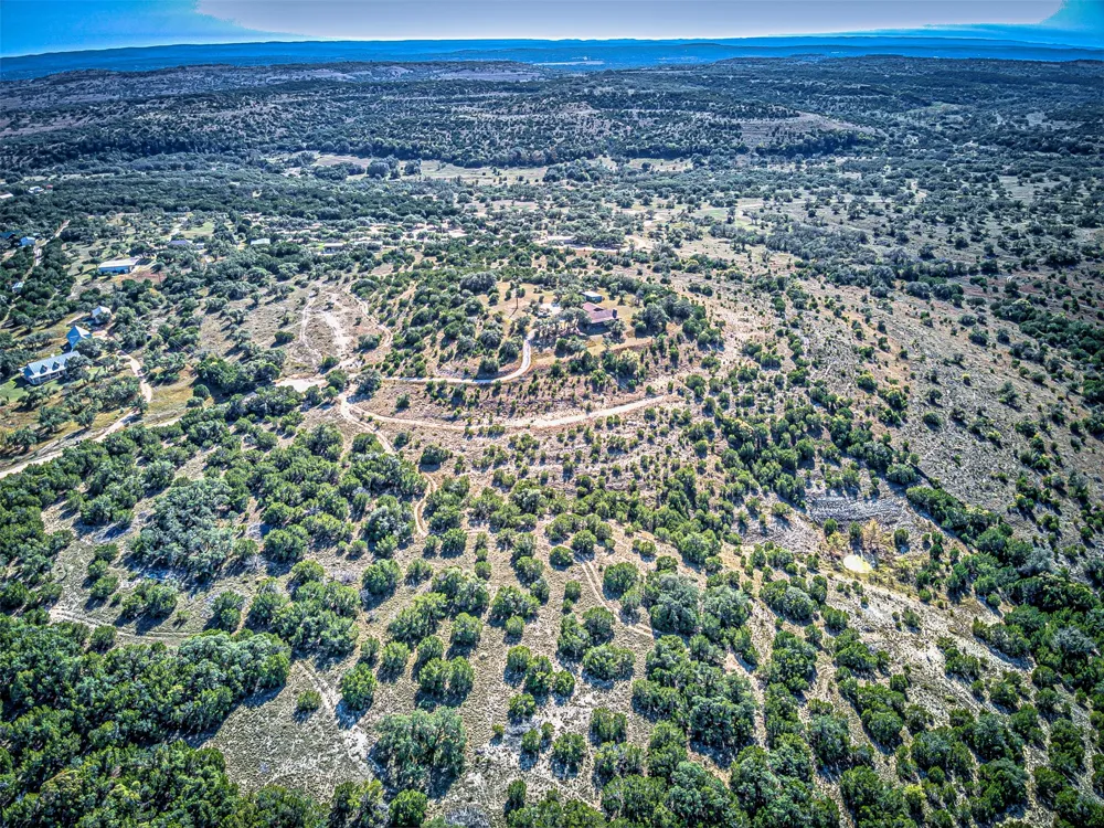 414 Hall Lane Spicewood, TX 78669