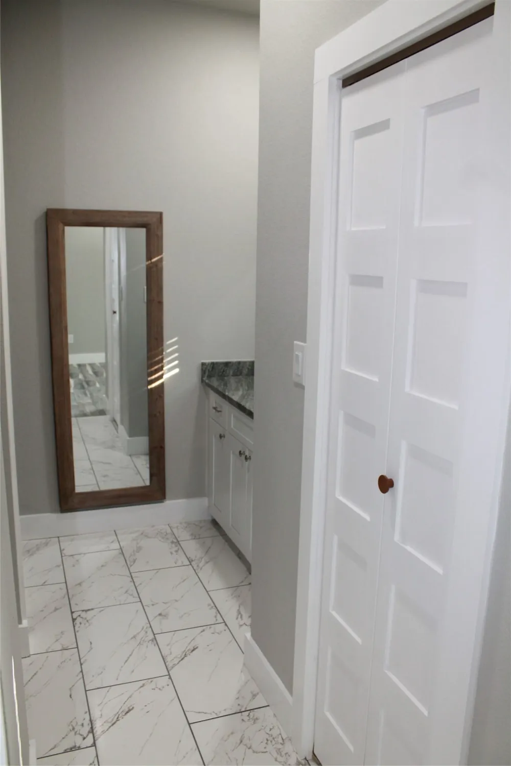 104 S Hubbard Street Alvord, TX 76225