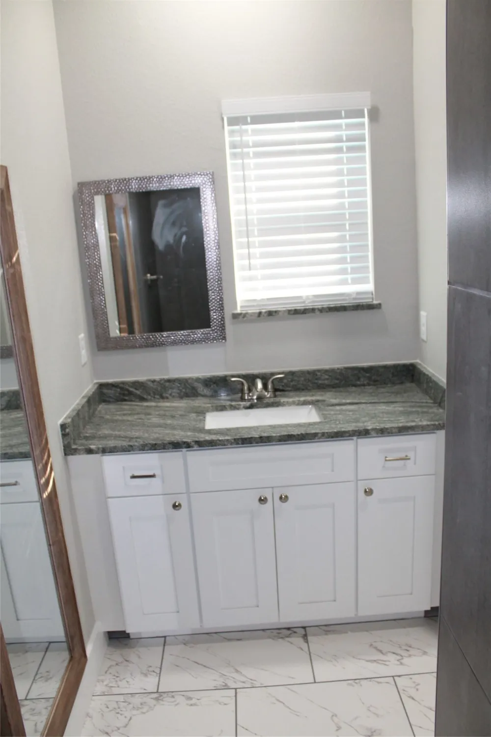104 S Hubbard Street Alvord, TX 76225
